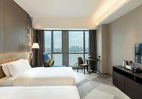 La Yarda Hotel Guangzhou - Free Shuttle Bus Available during Canton Fa