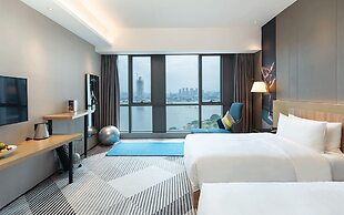 La Yarda Hotel Guangzhou - Free Shuttle Bus Available during Canton Fa