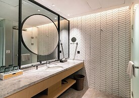 La Yarda Hotel Guangzhou - Free Shuttle Bus Available during Canton Fa