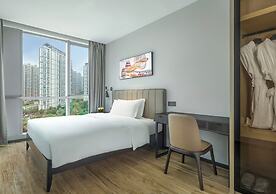 La Yarda Hotel Guangzhou - Free Shuttle Bus Available during Canton Fa