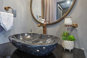 Sea'lavie Boutique Resort & Spa