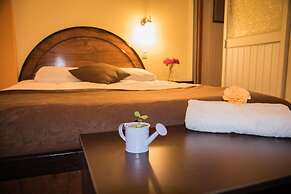 Samary Hostel