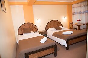 Samary Hostel