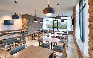 Hyatt Place Anchorage Midtown