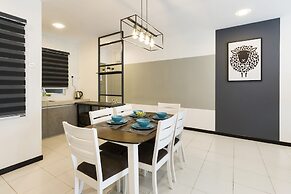 Quintet Serviced Apartment Cameron