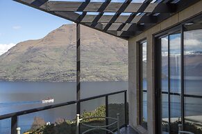 Unit B - Aspen Villa