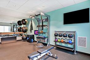 Tru by Hilton Middletown