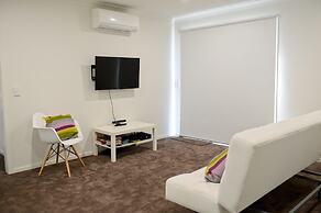 7 Gilmore Smiths Beach House