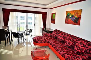 Luxury 1 bed Corner Condo