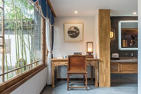 Lijiang Zen Garden Hotel