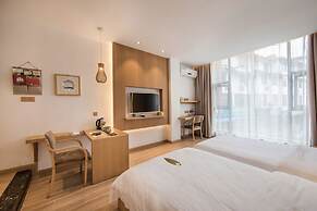 Wuyishan Ancient Street No.3 Tea Inn