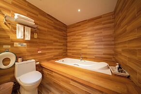 Wuyishan Ancient Street No.3 Tea Inn