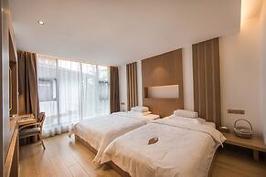 Wuyishan Ancient Street No.3 Tea Inn