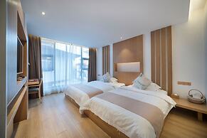 Wuyishan Ancient Street No.3 Tea Inn