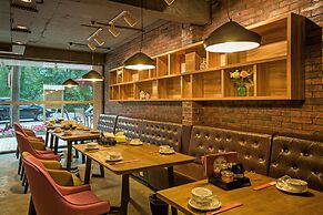 Wuyishan Ancient Street No.3 Tea Inn