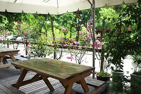 Wuyishan Ancient Street No.3 Tea Inn