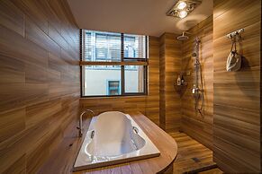 Wuyishan Ancient Street No.3 Tea Inn