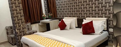 Hotel Maa Ganga palace