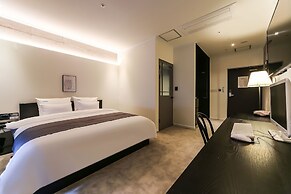 The Point Hotel - Myeongji