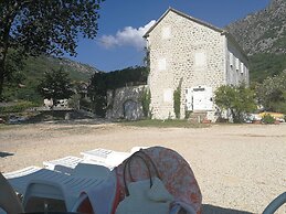 Old House Morinj - Tara