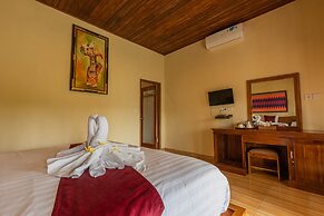 Batang Golden Hills Villa