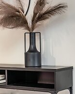 Vouliagmeni Stylish Homes by BluPine