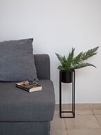 Vouliagmeni Stylish Homes by BluPine