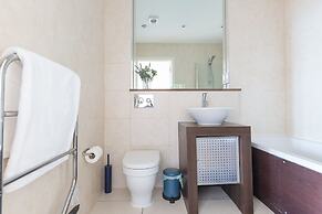 Modern apartment with great views