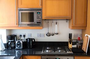 Modern 2 bed flat in historic building