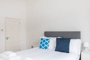 Modern stylish and luxurious 1 bed flat