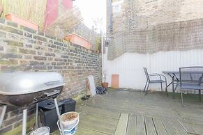 Modern stylish and luxurious 1 bed flat