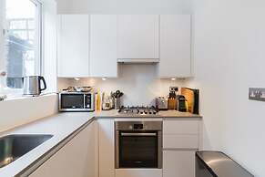 Modern stylish and luxurious 1 bed flat