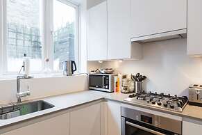 Modern stylish and luxurious 1 bed flat