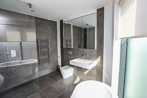King John Court Apartments