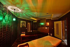 Vesta Garden Apartments by Etucon