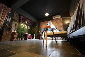 PENGHU LUCAI B&B