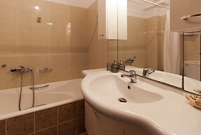 Best House Sea View Apartment