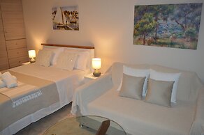 Best House Petit Pylos Messinias