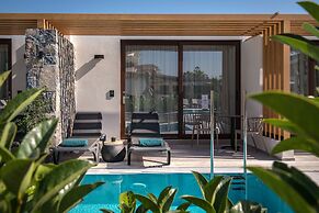 Petousis Hotel & Suites