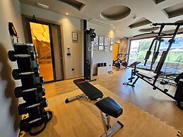 Petousis Hotel & Suites