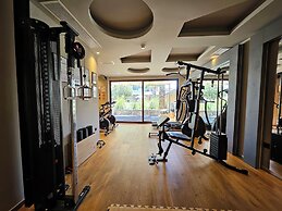 Petousis Hotel & Suites