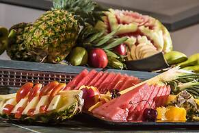 Petousis Hotel & Suites