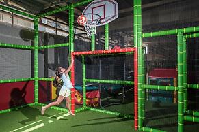 Petousis Hotel & Suites