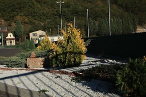 Tremazal Hotel