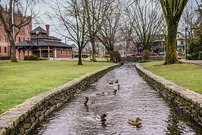 The Wilbur Lititz, Tapestry Collection by Hilton