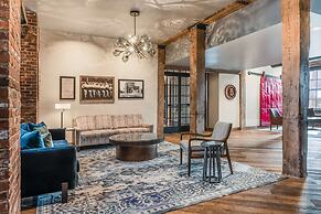 The Wilbur Lititz, Tapestry Collection by Hilton