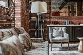 The Wilbur Lititz, Tapestry Collection by Hilton