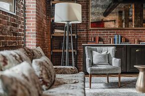 The Wilbur Lititz, Tapestry Collection by Hilton