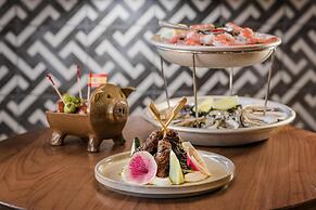 The Wilbur Lititz, Tapestry Collection by Hilton