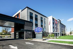 Hampton Inn & Suites by Hilton Quebec City Beauport
